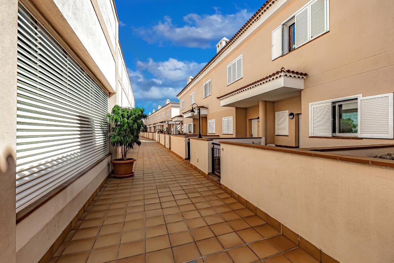 Spacious Ocean View Family Townhouse Puerto de Santiago  Luaran gambar