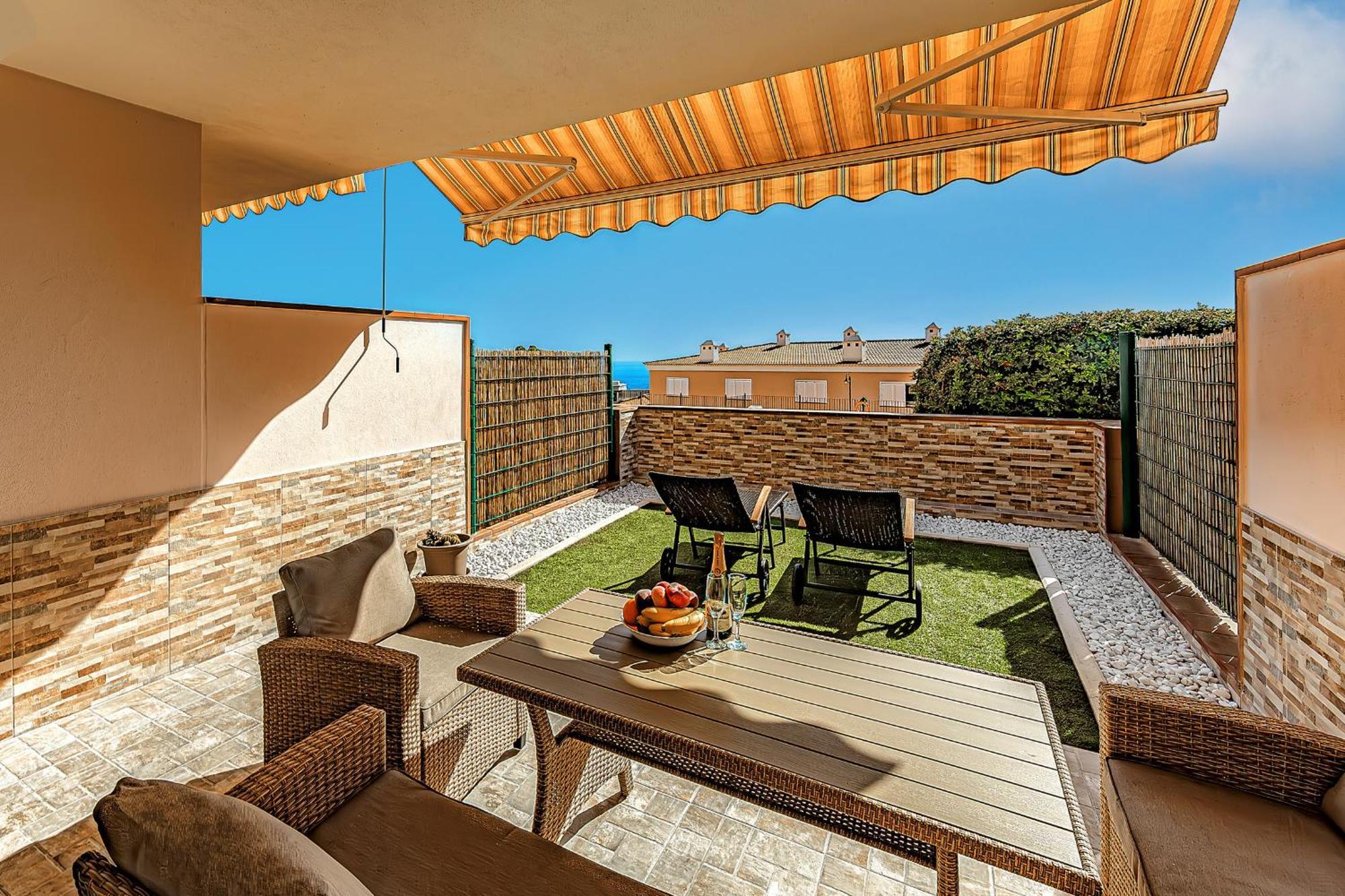 Spacious Ocean View Family Townhouse Puerto de Santiago  Luaran gambar